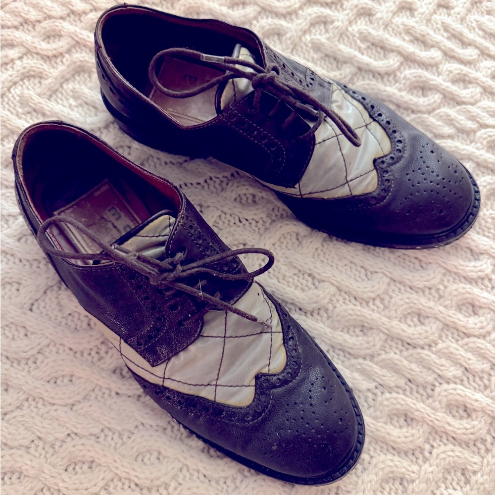 Moa Oxfords vintage revival